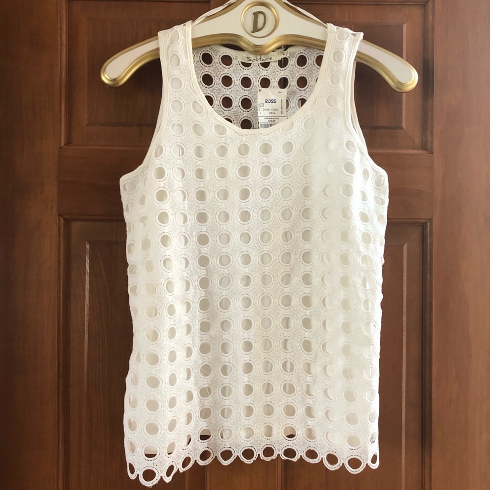 NWT - White Tank By Solitaire w/Circle Cutout Overlay Front & Solid White Back
